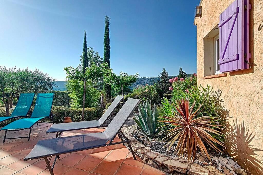 Holiday home Aux Trois Cypres En Provence