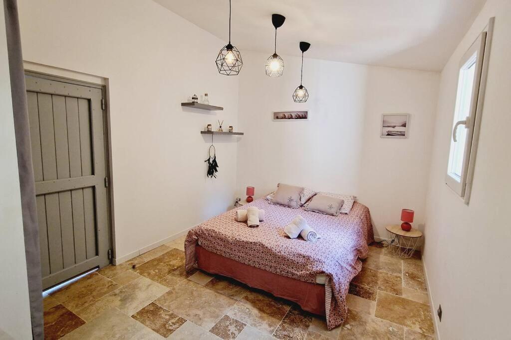 Holiday home Aux Trois Cypres En Provence *